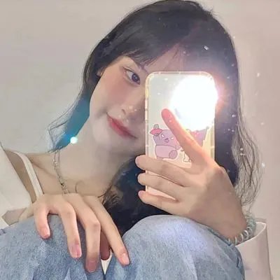 甜蜜寂寞女孩